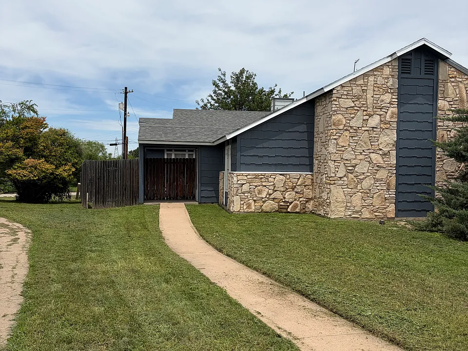 806 Todd Cir