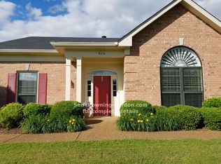9214 Sawyer Brown Rd, Nashville, TN 37221