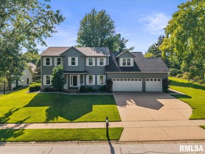 6470 James Rd, Bettendorf, IA, 52722