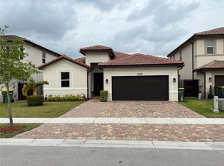 4189 NE 20th St, Homestead, FL 33033