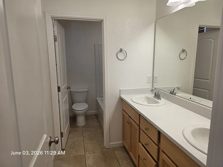 1816 Golden Willow Ave — Photo 16