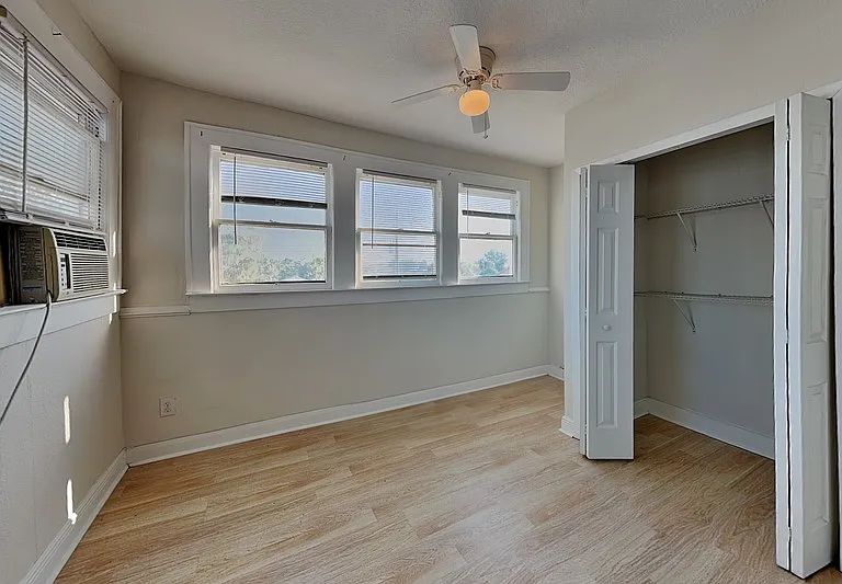 2904 W Chestnut St #3 — Photo 4