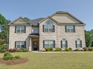 1636 Waterchase Dr, Dacula, GA 30019