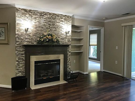 2nd image of 18001 Cloppers Mill Ter #16-K