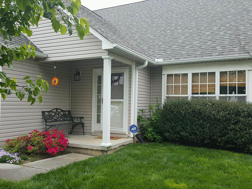 1st image of 5809 Pine Needle Ln