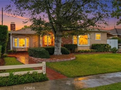 1216 N Valley St, Burbank, CA, 91505