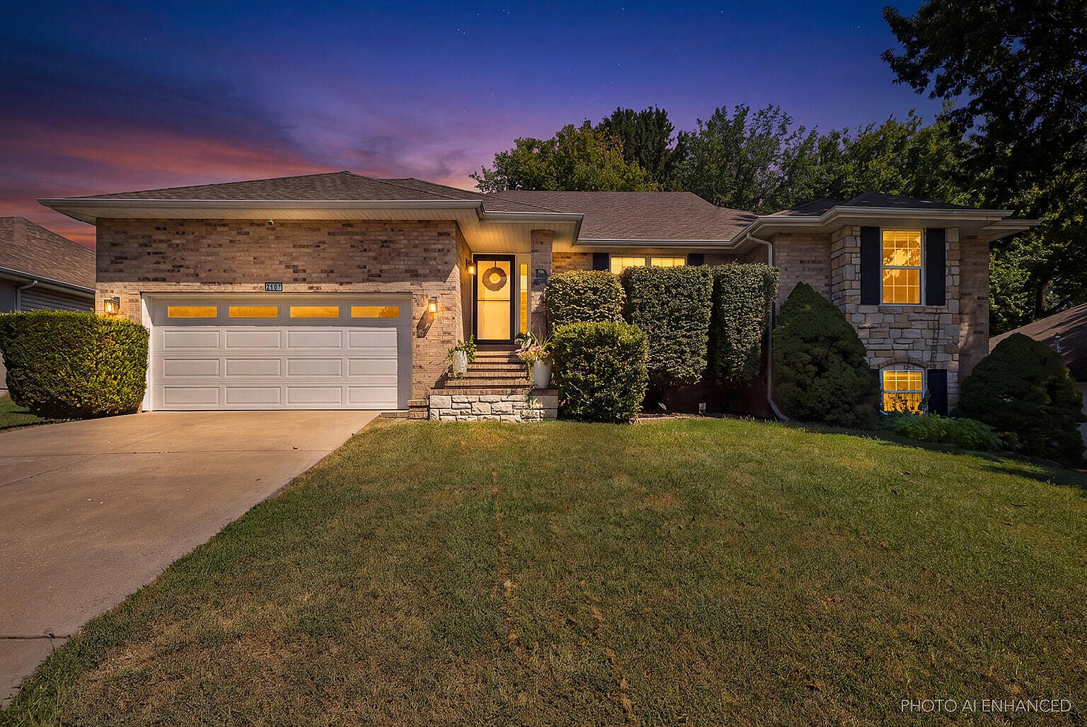 house on the hill_SSTee_check_100_新品タグ付き 2103 W Sexton Drive, Springfield, MO 65810 | MLS #60332107 | Zillow