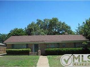 1402 Hummingbird Dr, Hillsboro, TX 76645