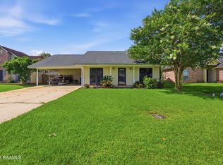 122 Ocho Rios Ln, Scott, LA 70583