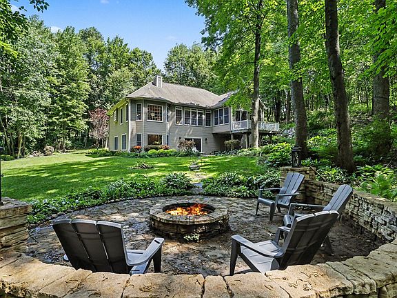 4th image of 9428 Marshwood Dr