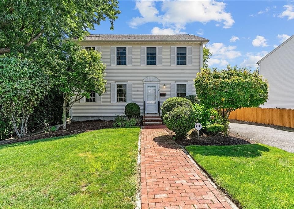 25 Plaza St, Cranston, RI 02920 Zillow