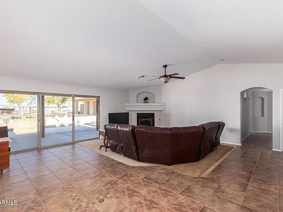 3rd image of 25707 S 206th Pl