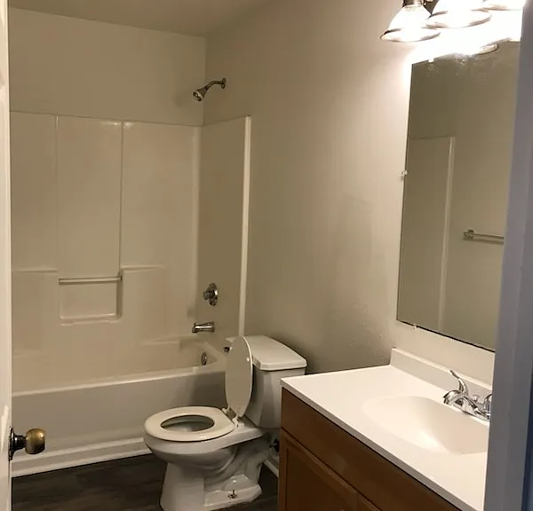 917 Apadana Ct — Photo 4