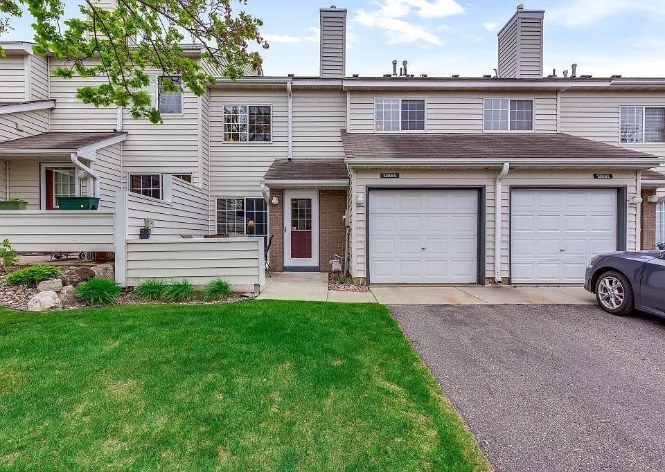 1st image of 12884 Echo Ln