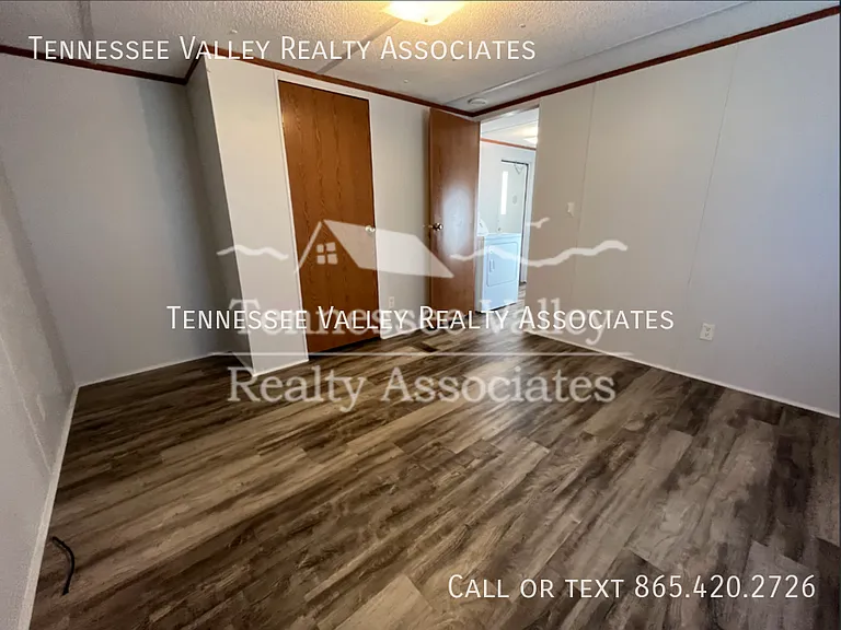 2248 Knoxville Hwy #3 — Photo 14