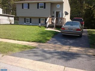 15 Tara Dr, New Castle, DE 19720