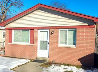 26118 Superior Rd, Taylor, MI 48180