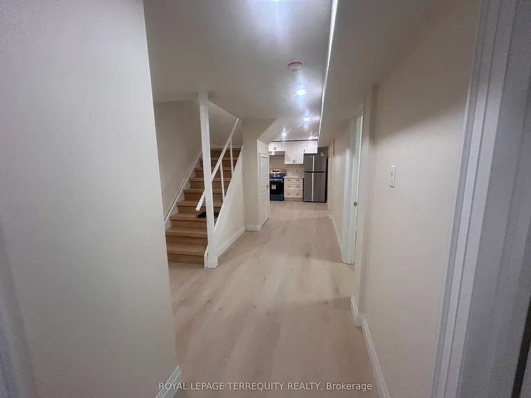 4 Sutton Ct — Photo 6