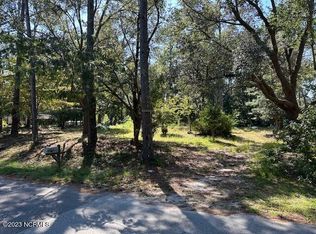 251 Walnut Rd, Southport, NC 28461