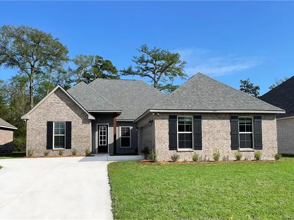 277 Hidden Cypress Dr, Belle Chasse, LA 70037