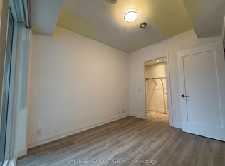 65 Broadway Ave #902, Toronto, ON M4P 1T9