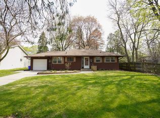 3703 Dempster Ave, Rockford, IL 61108