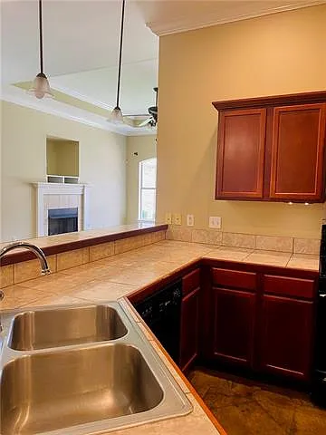 113 Aurora Blvd — Photo 12