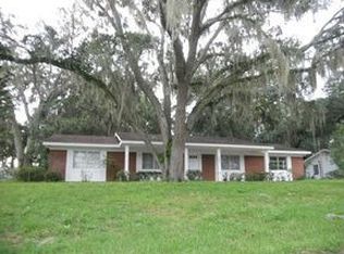 1801 Harcourt Dr, Leesburg, FL 34748