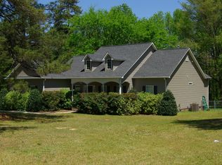 3808 Robinson Rd, Edgemoor, SC 29712