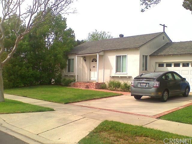 1st image of 16949 Marlin Pl