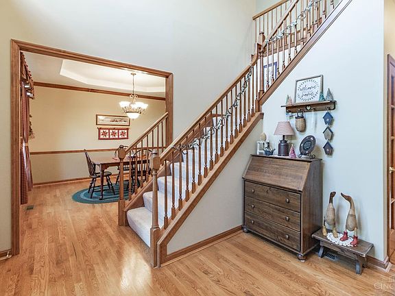 4th image of 6876 Stonehedge Cir