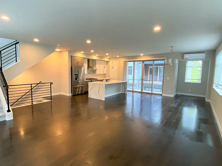16378 NE 12th Pl — Photo 10