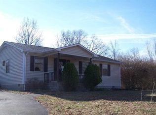 492 Cool Springs Rd, Morgantown, KY 42261