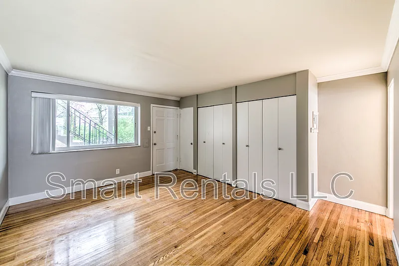 Studio, 1.0 bath, 600 sqft, $750 — Photo 4