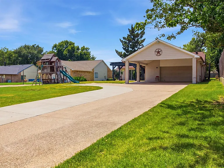 3709 Yaupon Dr — Photo 18