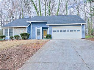 5252 Biffle Rd, Stone Mountain, GA 30088