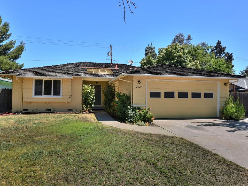 1st image of 2027 Barrett Ave
