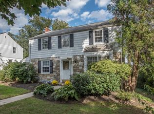 607 Chelten Hills Dr, Elkins Park, PA 19027