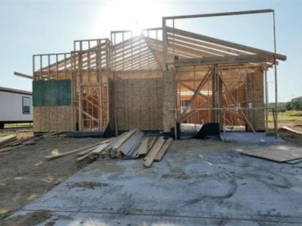 5015 Rio Sena, Laredo, TX 78046