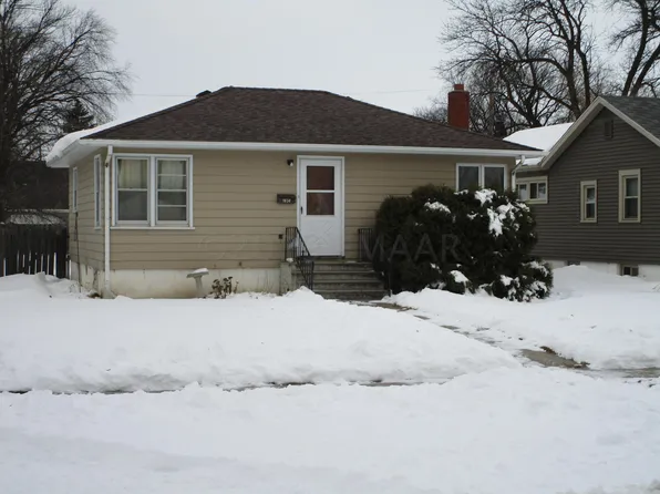 1634 8th St N, Fargo, ND 58102