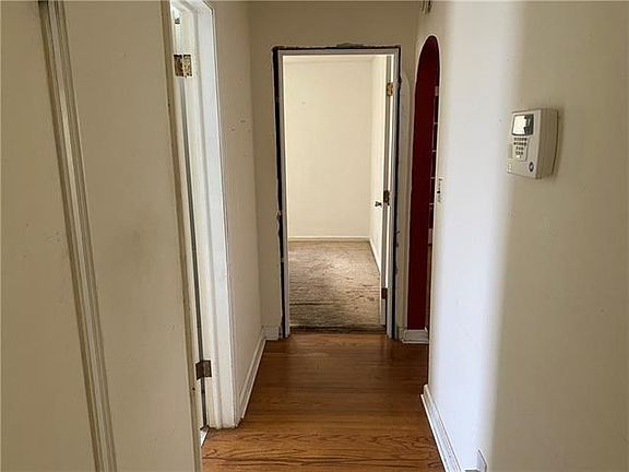 2nd image of 3126 W Barker Cir