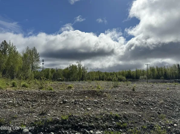 4712 S Kenaka Bena Loop, Big Lake, AK 99652