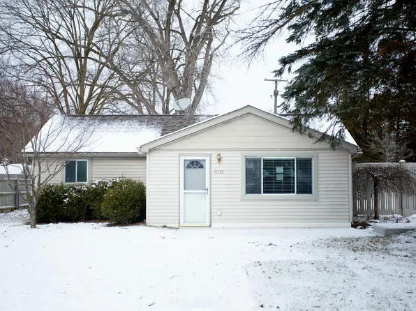 7030 Mather St, Waterford, MI 48327
