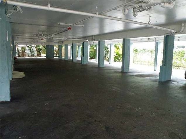 1st image of 12105 NE 6th Ave #3