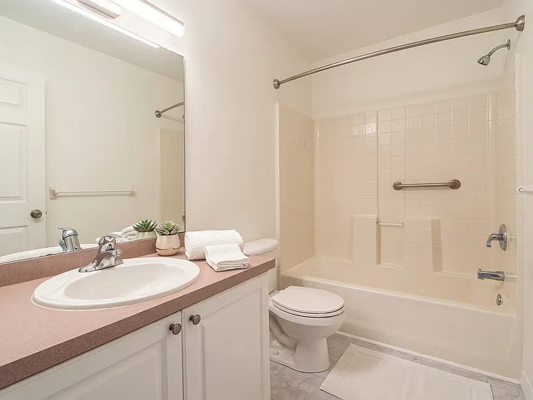 1022 Foster Rd #A — Photo 8