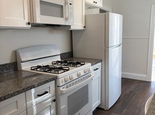 42 Preston St APT 6, Danvers, MA 01923