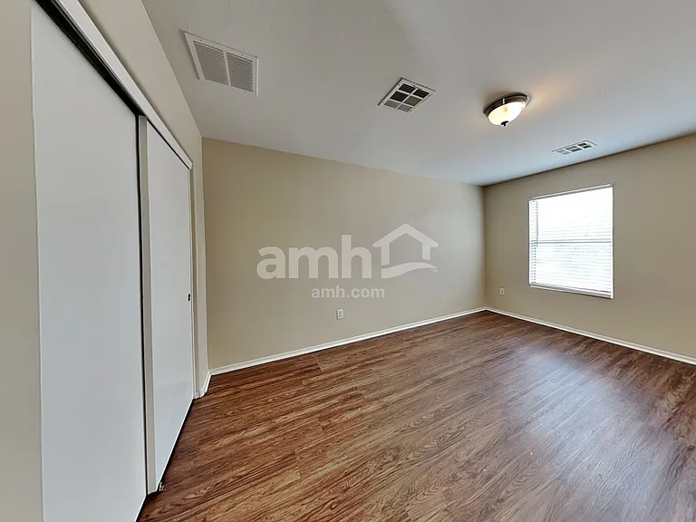 4105 W Irwin Ave — Photo 21
