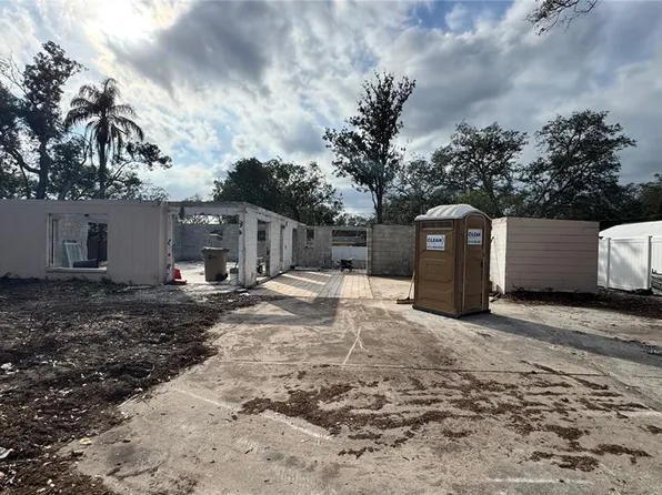 512 Carolyne St, Temple Terrace, FL 33617