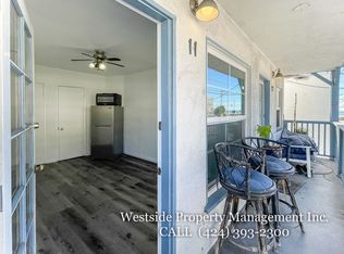130 W Channel Rd APT 11, Santa Monica, CA 90402