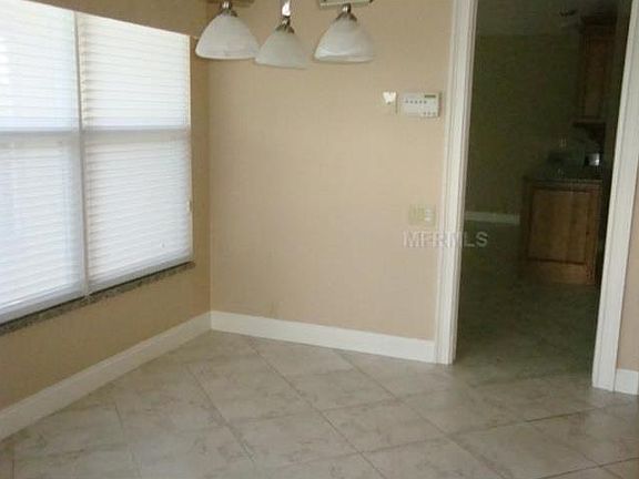 3rd image of 8 Tropicana Dr